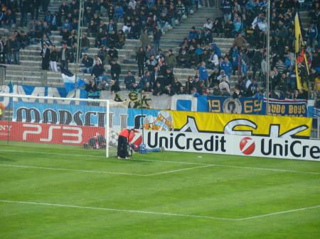 CHL-5-OM-OLYMPIAKOS 01.jpg